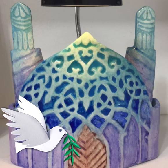 Meet your Posher, Alia - Picture 1 of 1